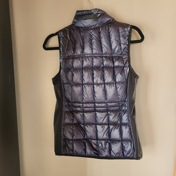 Womens Calvin Klein Performance Premium Down Puffer Vest Small Blue/Purple - Picture 3 of 15
